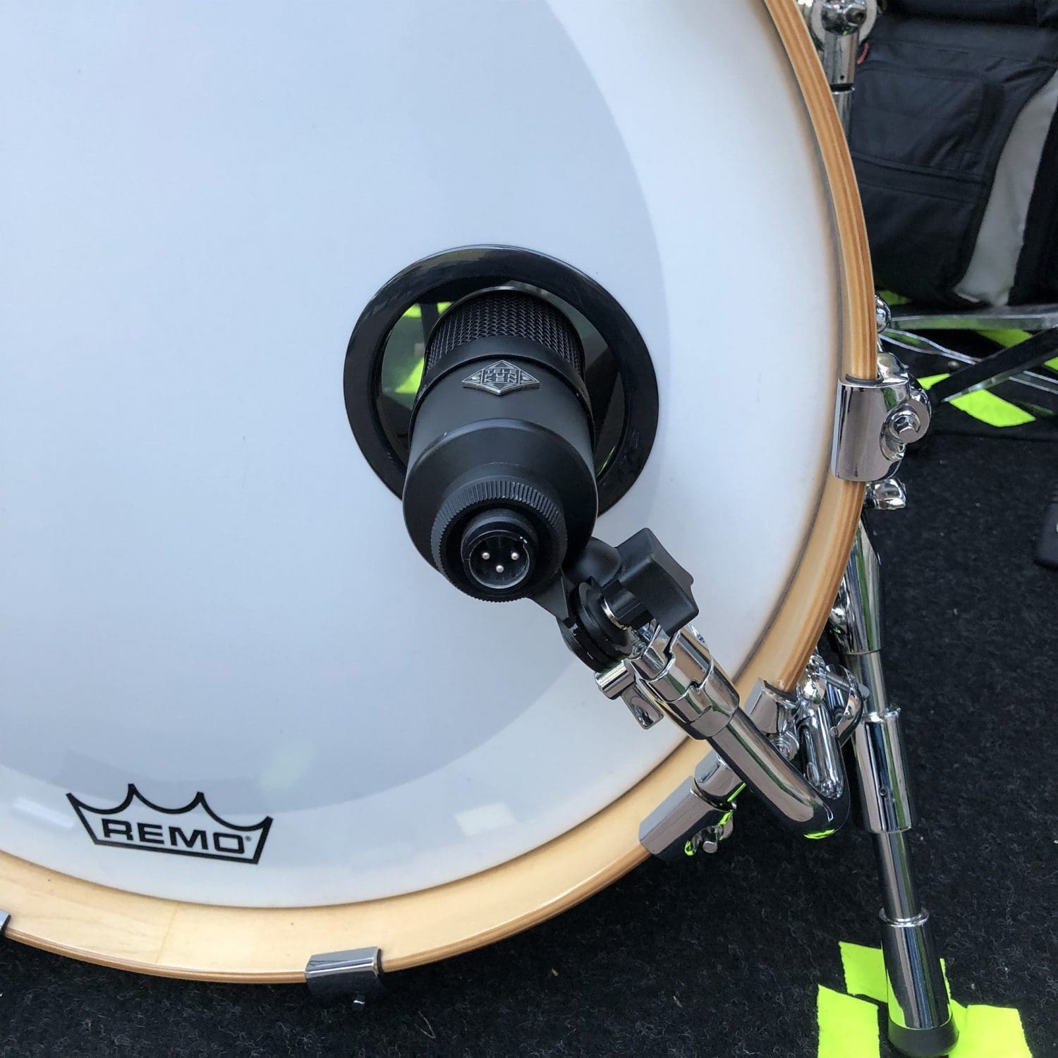 Classic Drums Bass Drum Microphone Holder Big Bang Distribution